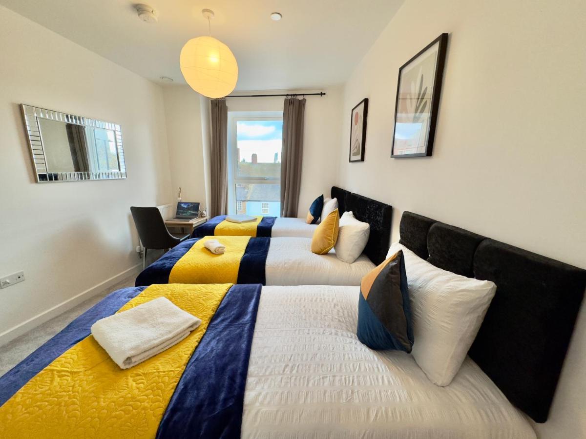 3Bedroom, 2Bathroom, Balcony,Luxury Flat Westfield Лондон Экстерьер фото