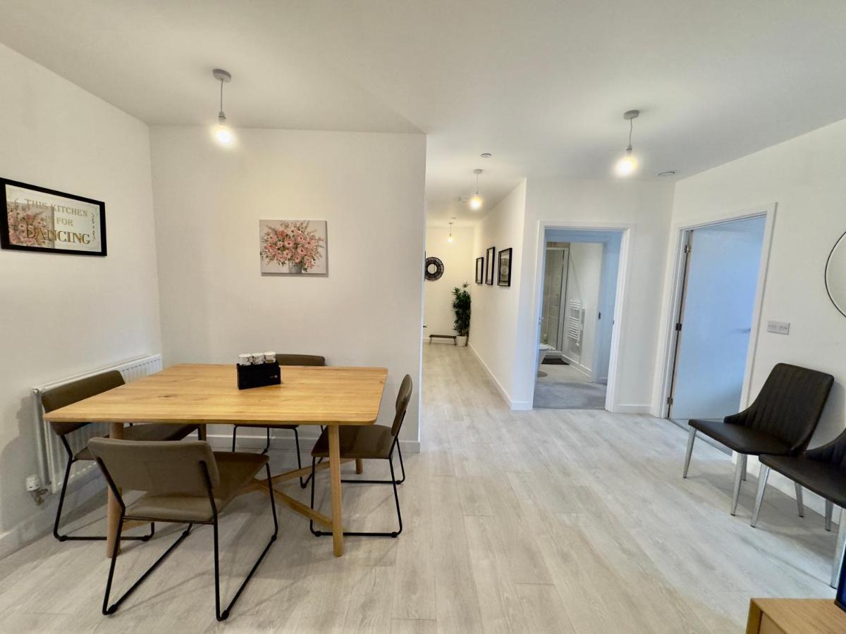 3Bedroom, 2Bathroom, Balcony,Luxury Flat Westfield Лондон Экстерьер фото