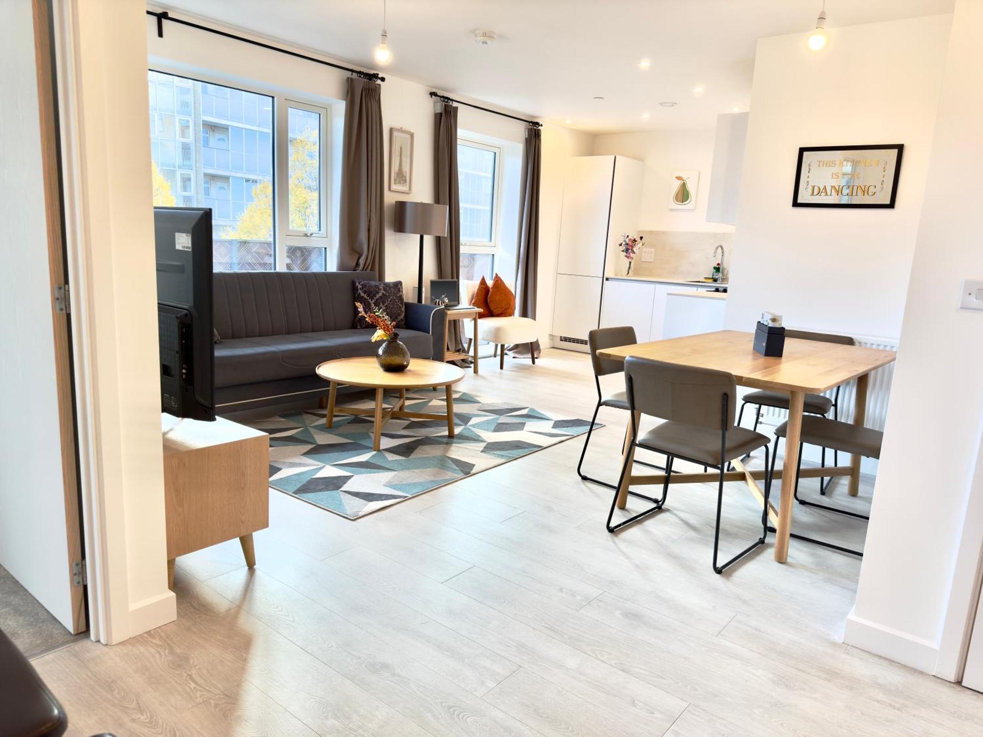 3Bedroom, 2Bathroom, Balcony,Luxury Flat Westfield Лондон Экстерьер фото
