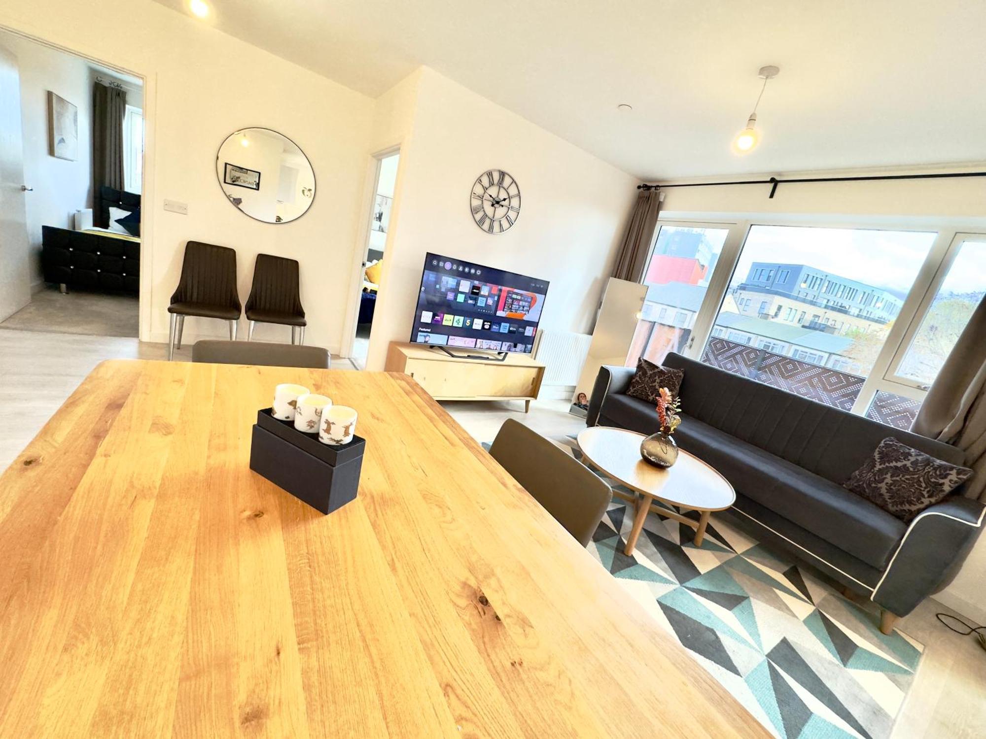 3Bedroom, 2Bathroom, Balcony,Luxury Flat Westfield Лондон Экстерьер фото